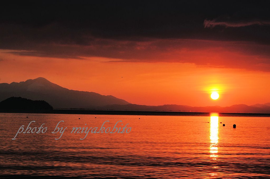 龍降臨