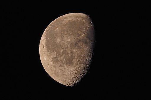 月齢20.5の月