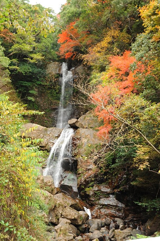 米良　虹の滝
