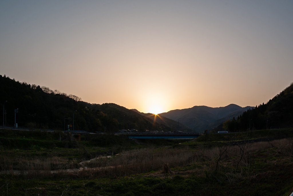 モヤットした朝日の出。