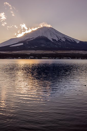 燃える富士山　縦改