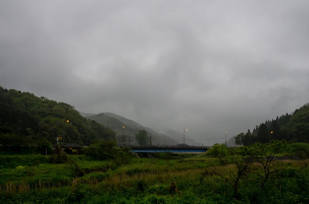 小雨降りの朝。