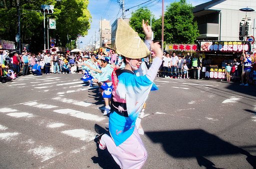 阿波踊り
