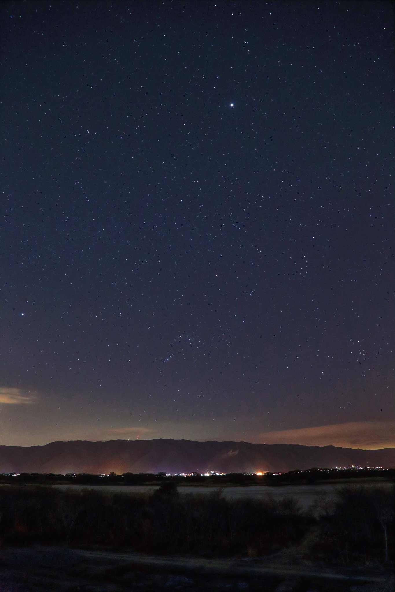 星と山と川
