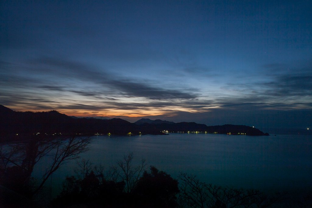 日本海への日没。