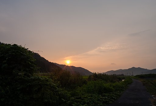 雨のち夕焼けに・・。