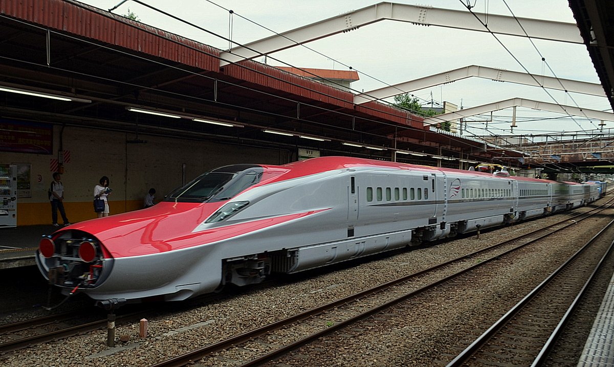 ＪＲ武蔵野線　スーパーこまち