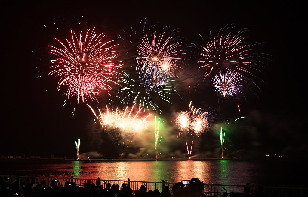 青森海上花火大会