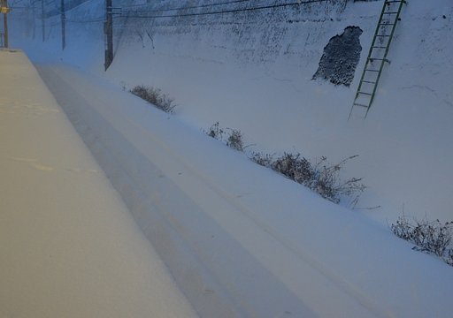 雪の駅