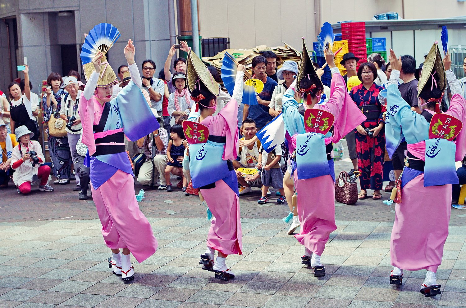 阿波踊り