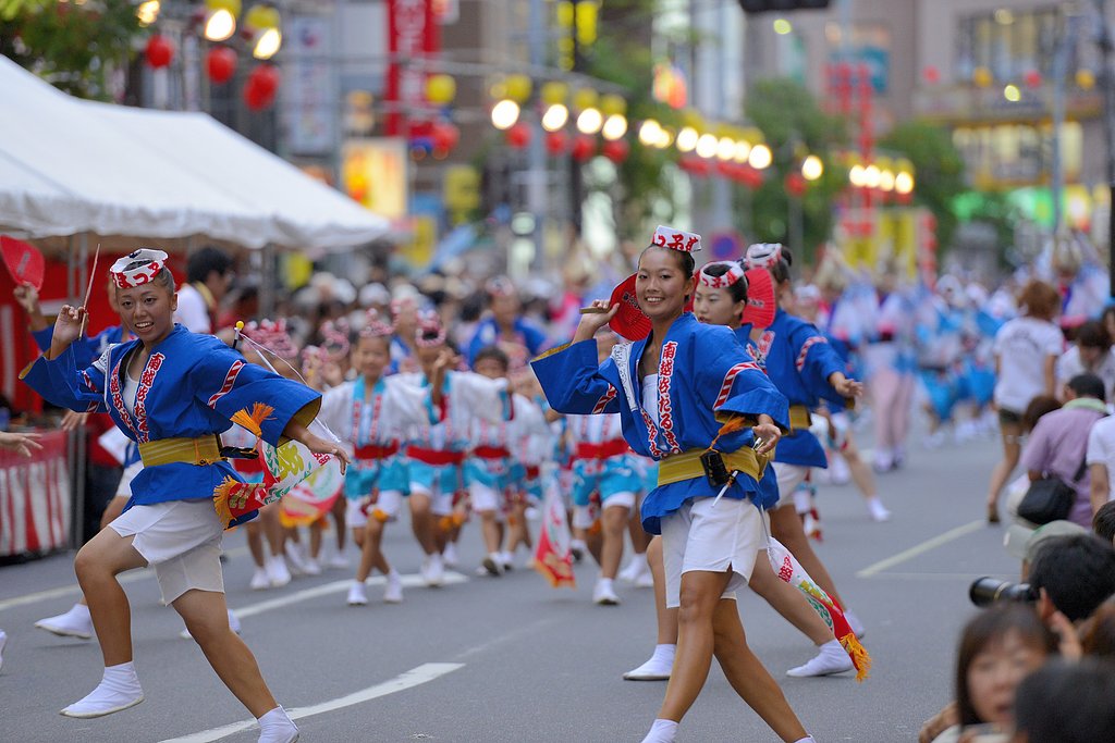 阿波踊り