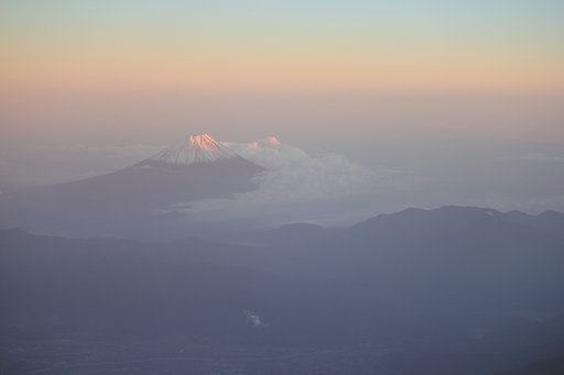 雲烟縹渺