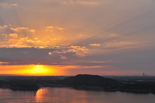 下り坂・・・、天気が