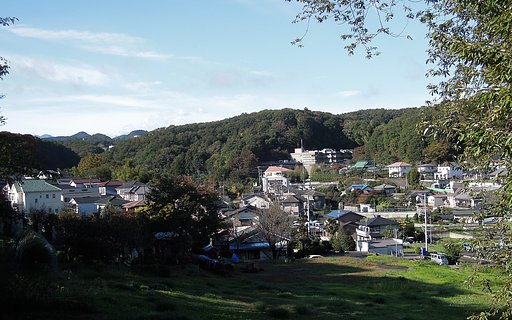山あいの町