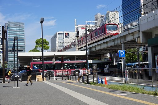 川崎ヨドバシカメラ前