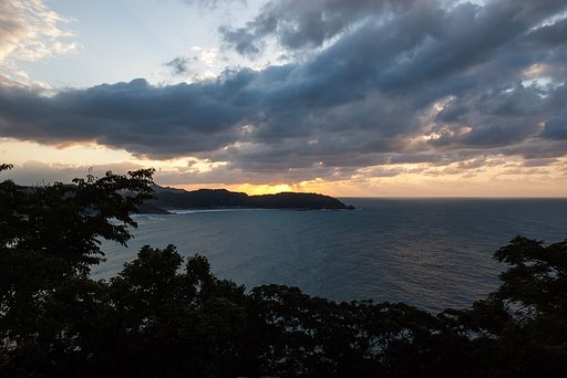 日本海の夕焼け。