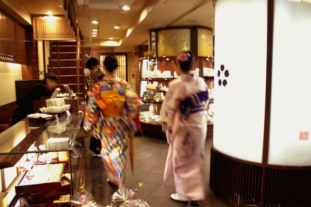 【人情】　京のお土産屋さん