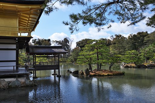 鏡湖池（きょうこち）