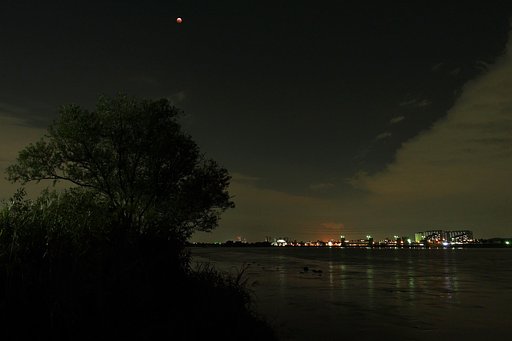 皆既月食の夜