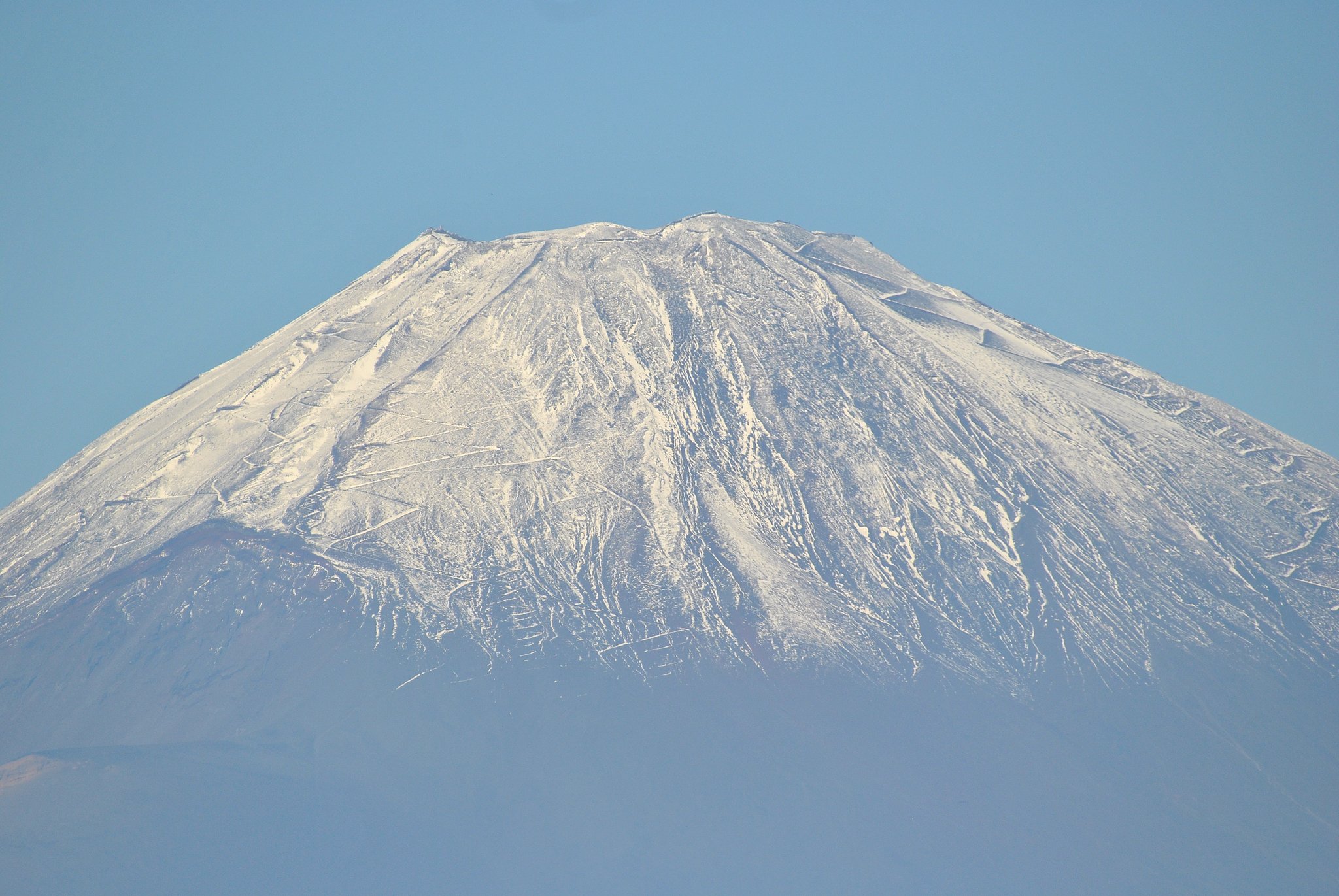 富士山初冠雪