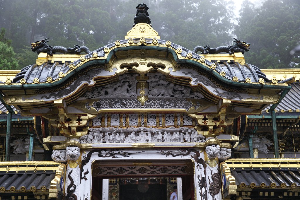 東照宮唐門