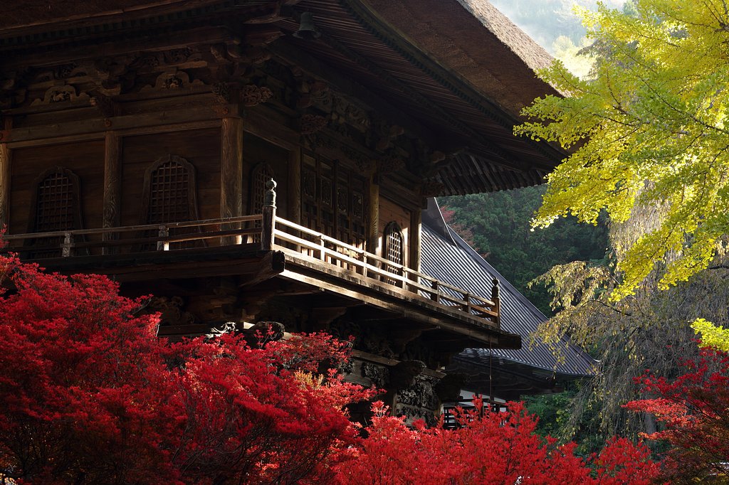 霊松寺山門