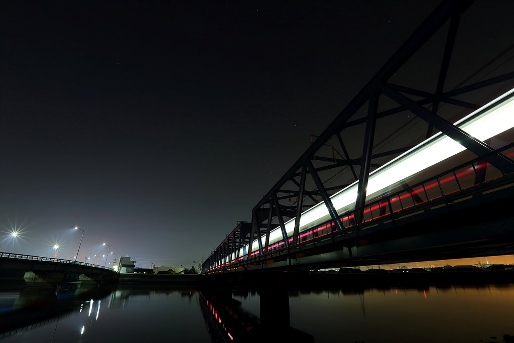 夜駆ける