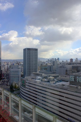 【雲】　阪神上空