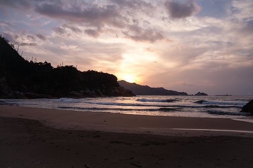 熊井浜の夕暮れ。