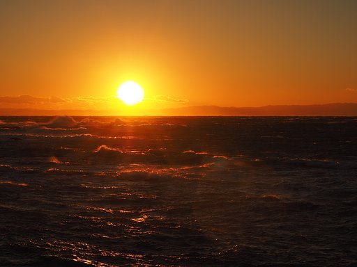 堂々とした夕陽