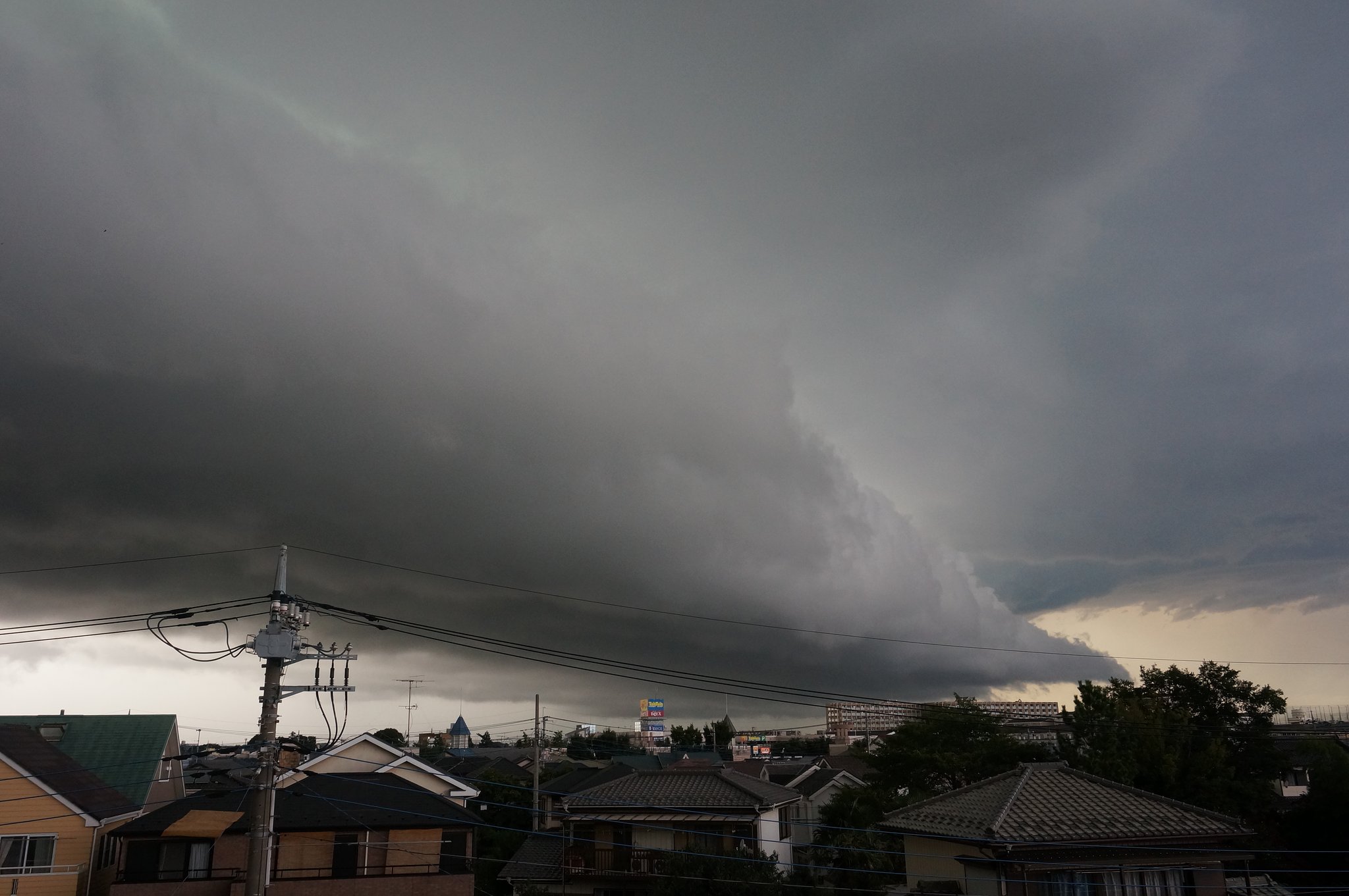 あやしい【雲】