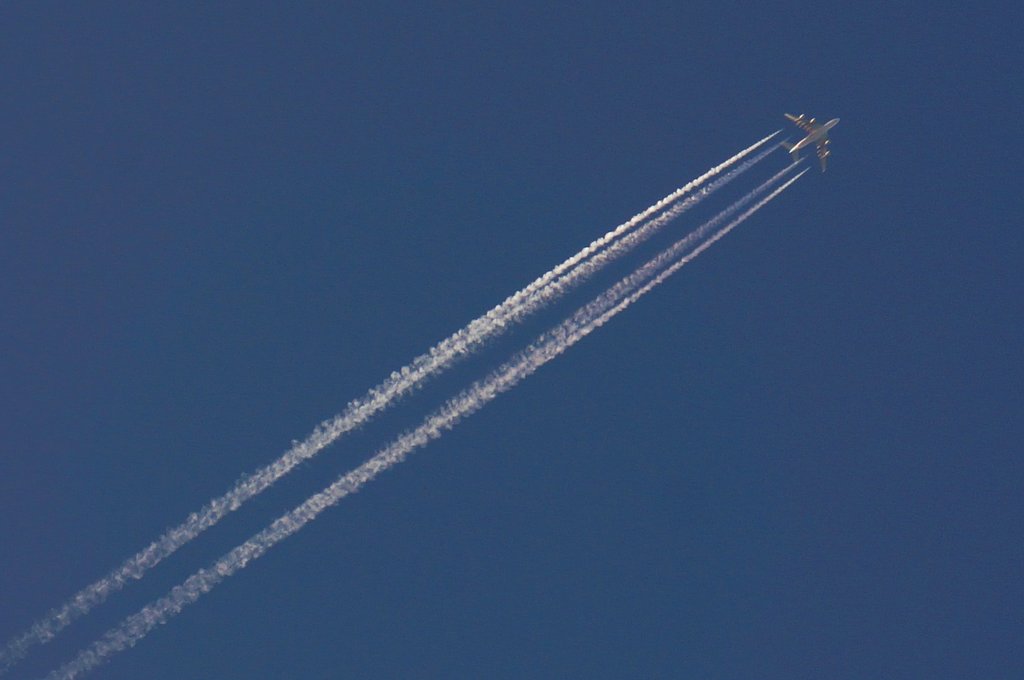 飛行機雲