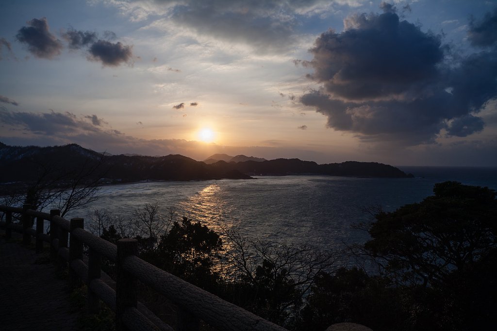 冬の日本海-3。