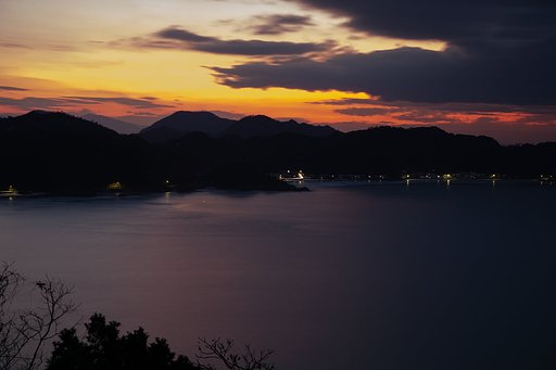 日本海の日没、75mm。