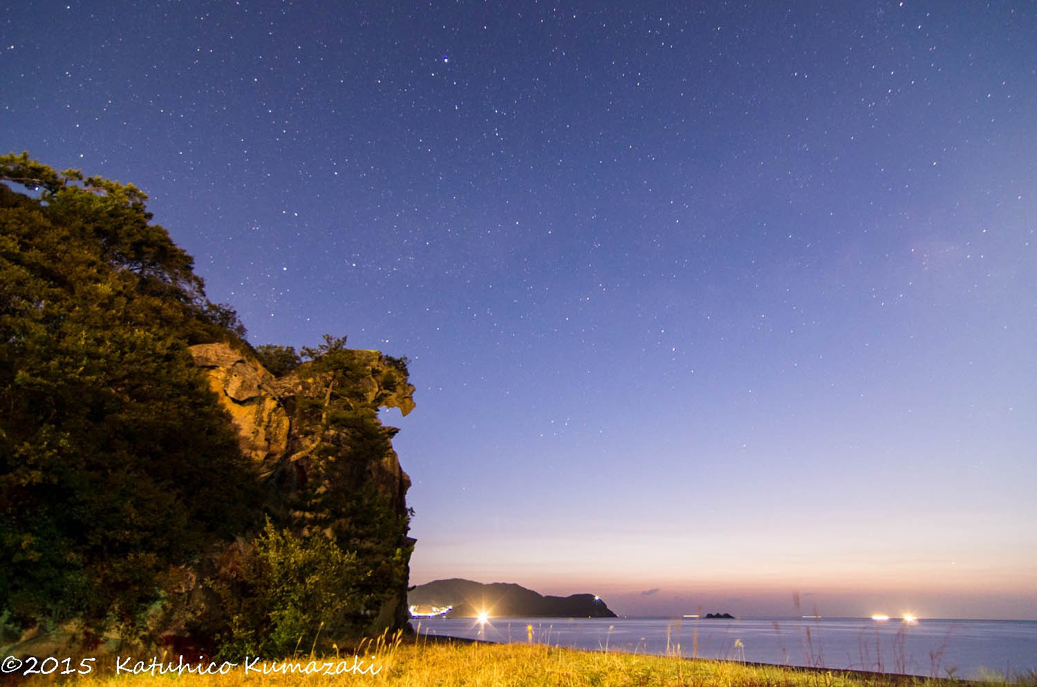 夜明け前の獅子巌
