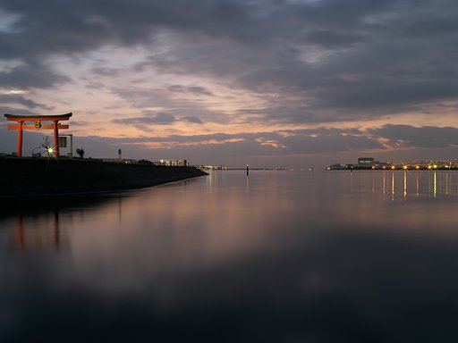 多摩川河口の夜明け