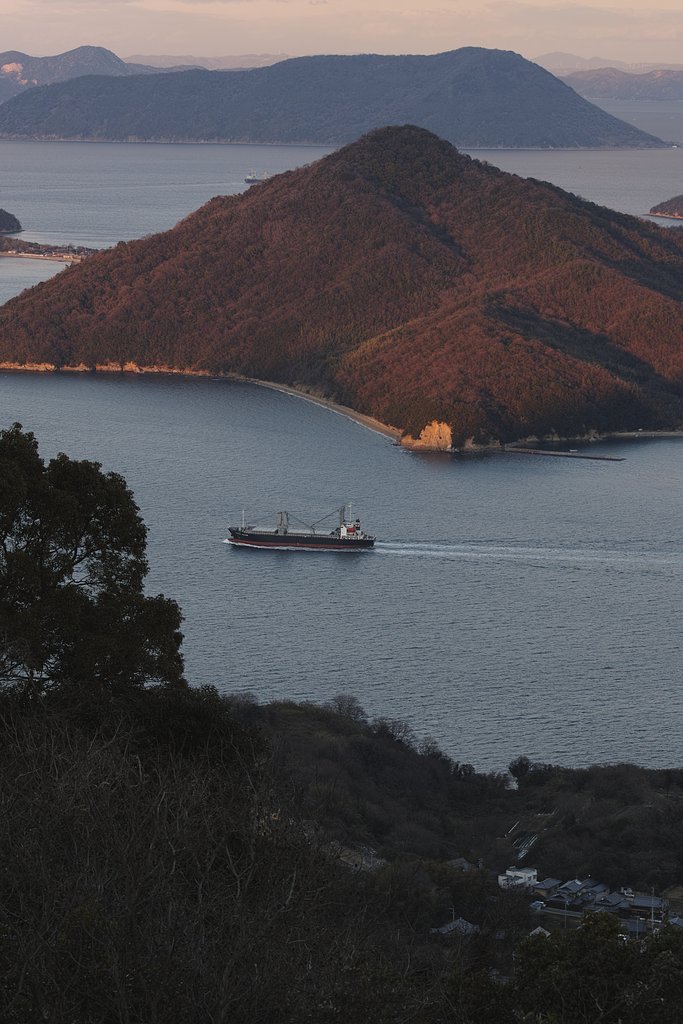 瀬戸内、荘内半島の紫雲出山から-2