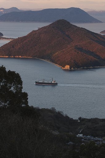 瀬戸内、荘内半島の紫雲出山から-2