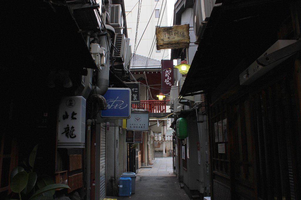曽根崎お初天神の朝