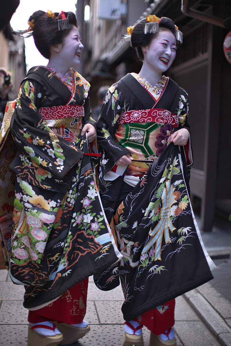 花見小路の芸舞妓はん