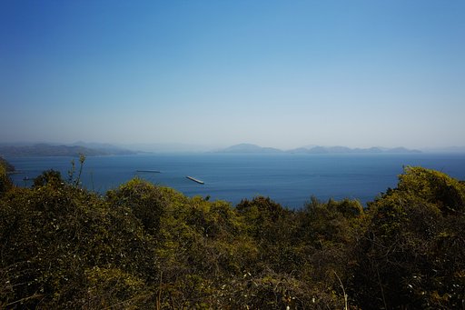 春の海