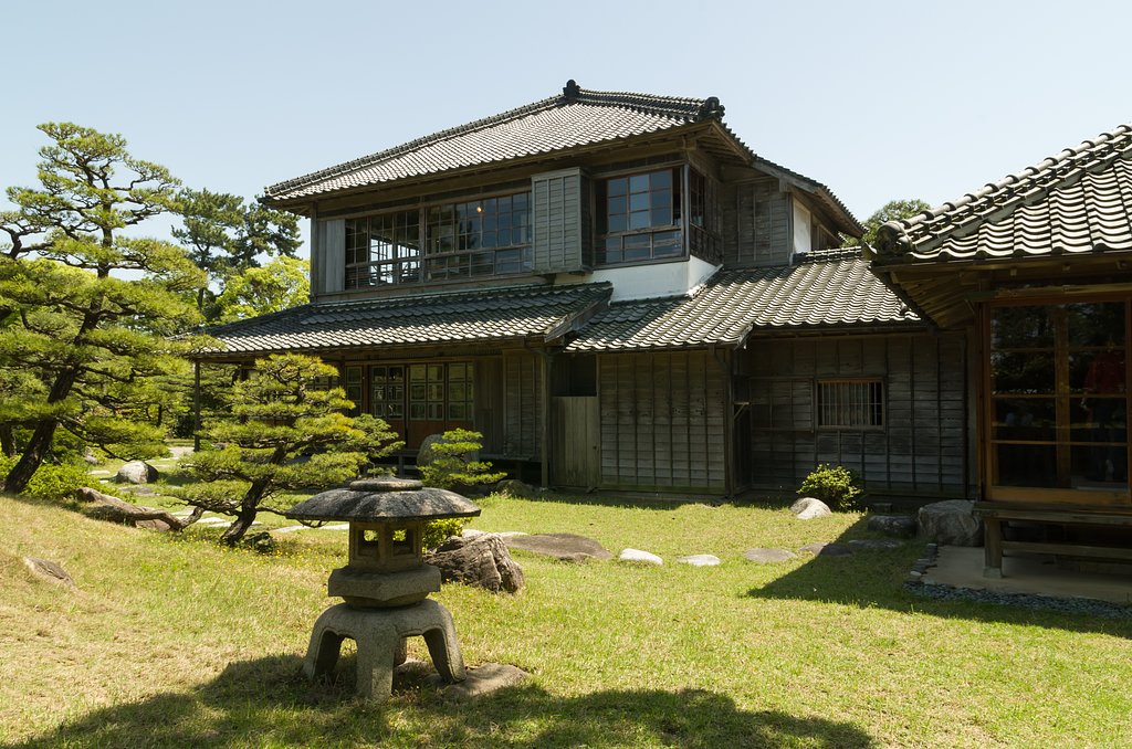 屋敷