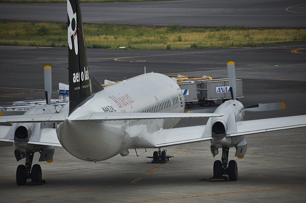 YS-11
