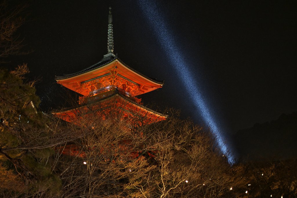 三重の塔