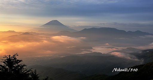 ある峠からの朝景