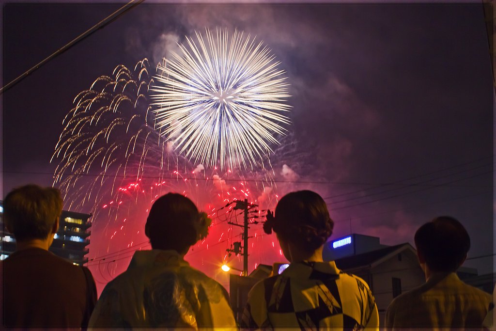 街から見る淀川花火