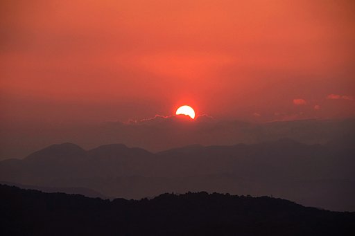 湘南平の夕日