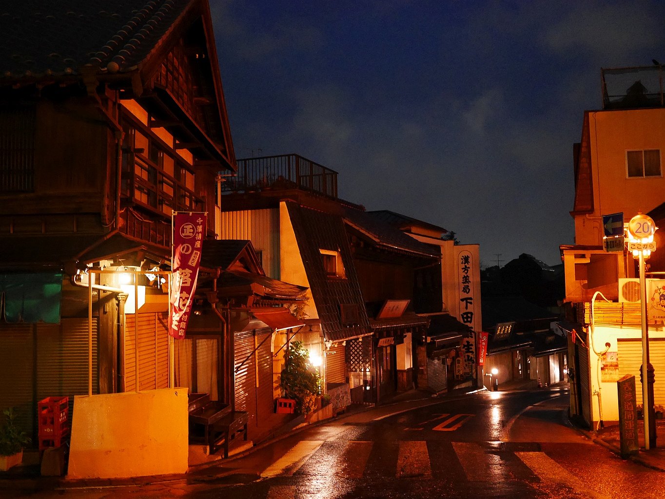 成田山の夜