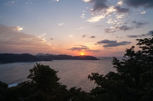 羽尾岬に日没！