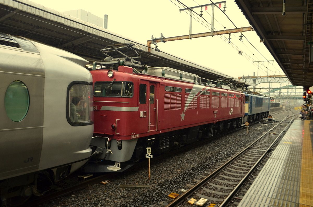 機関車重連　寝台特急「カシオペア」　大宮駅